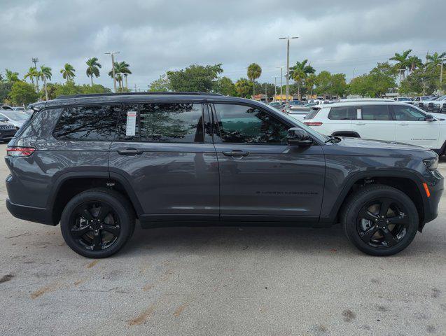 new 2024 Jeep Grand Cherokee L car, priced at $49,175