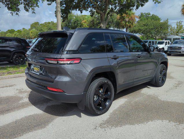 new 2024 Jeep Grand Cherokee car, priced at $36,600