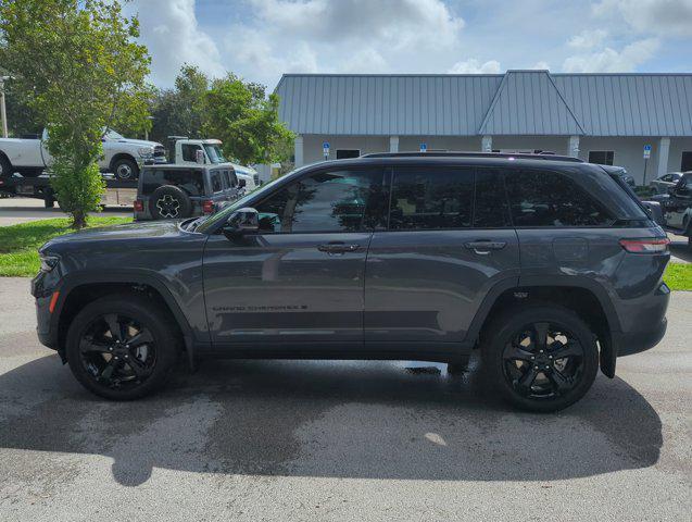 new 2024 Jeep Grand Cherokee car, priced at $36,600