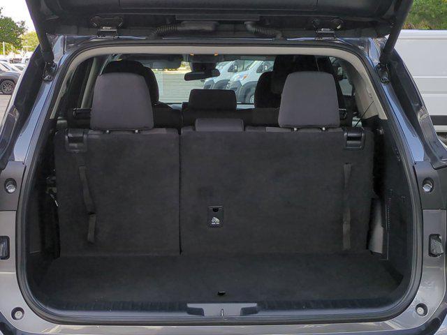 used 2024 Toyota Highlander car, priced at $36,489