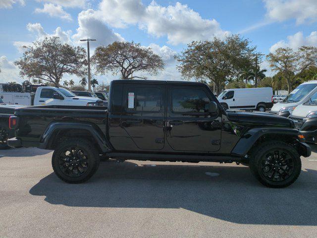 new 2025 Jeep Gladiator car, priced at $39,304