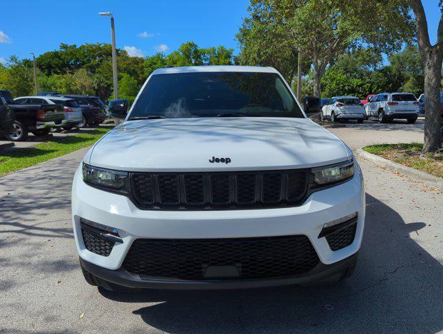 new 2024 Jeep Grand Cherokee car, priced at $41,200