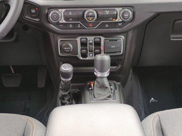 new 2025 Jeep Wrangler car, priced at $35,804