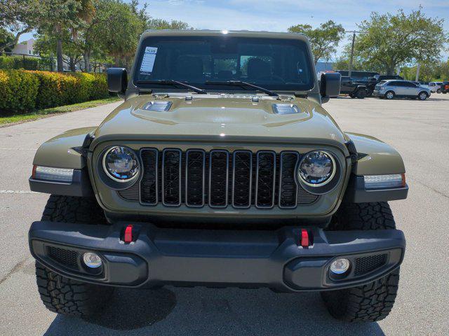 new 2025 Jeep Gladiator car, priced at $44,436