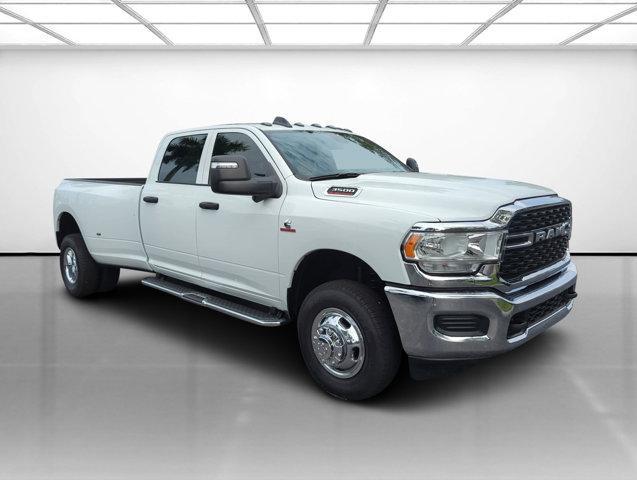 new 2024 Ram 3500 car, priced at $76,960