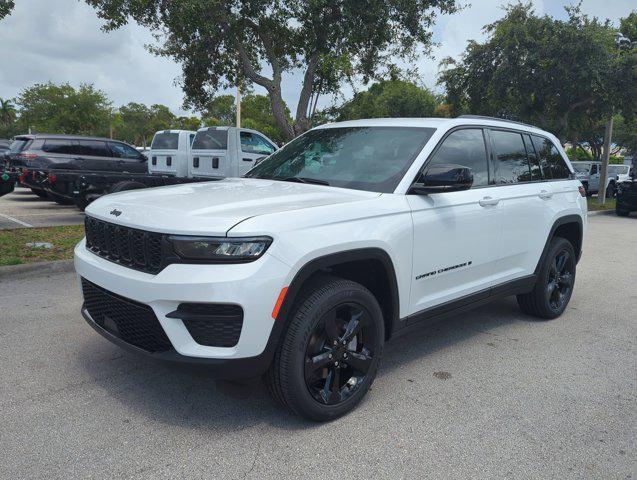 new 2024 Jeep Grand Cherokee car, priced at $35,580