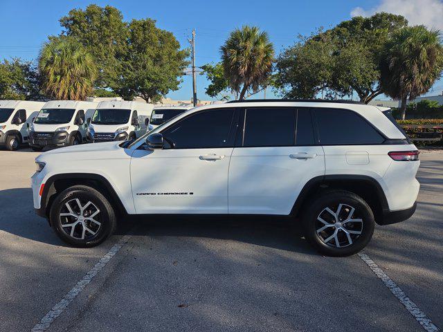 used 2024 Jeep Grand Cherokee car, priced at $30,981