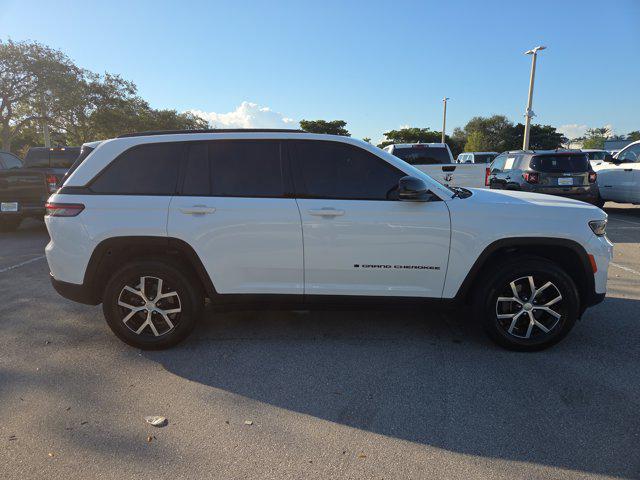 used 2024 Jeep Grand Cherokee car, priced at $30,981