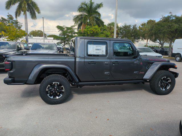 new 2026 Jeep Gladiator car, priced at $59,586
