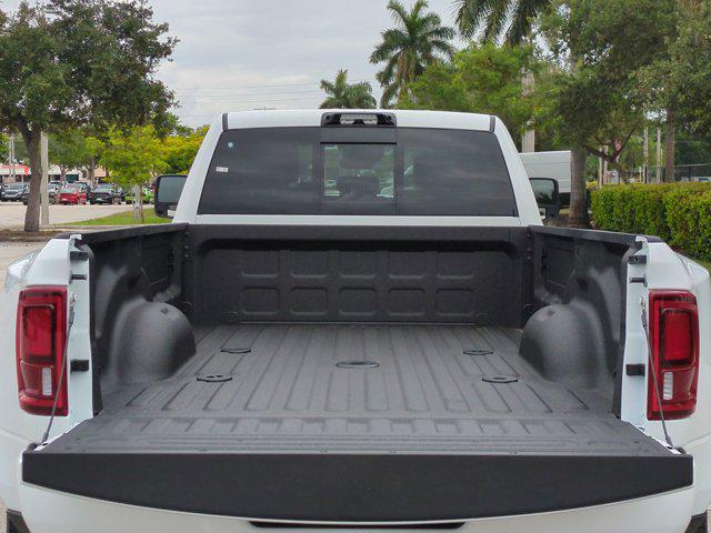 new 2025 Ram 3500 car, priced at $86,174