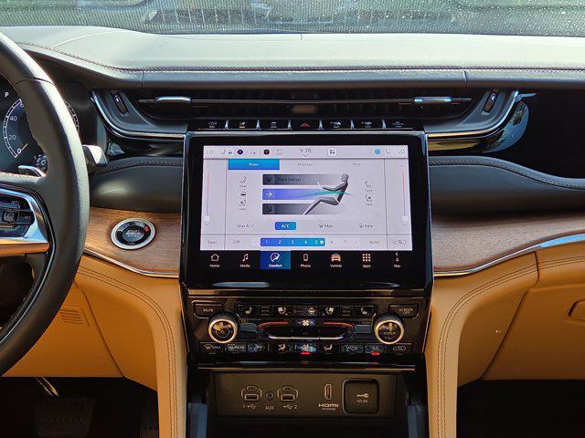 new 2025 Jeep Grand Cherokee car, priced at $60,292