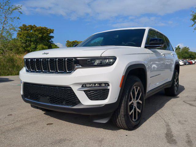 new 2024 Jeep Grand Cherokee car, priced at $47,860