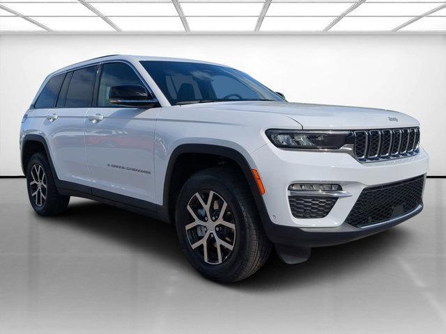 new 2024 Jeep Grand Cherokee car, priced at $47,860