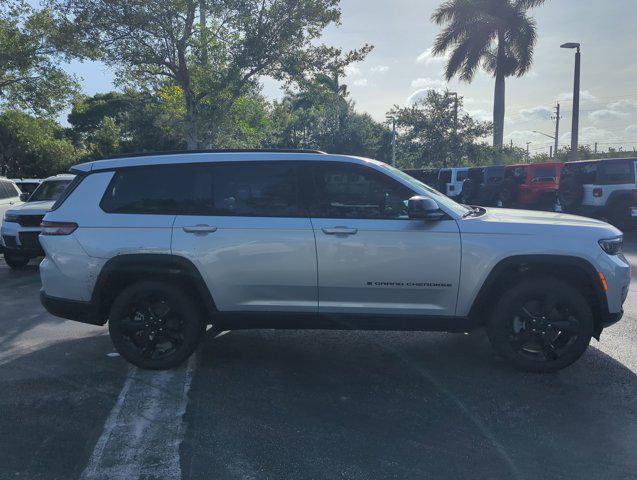 new 2024 Jeep Grand Cherokee L car, priced at $42,020