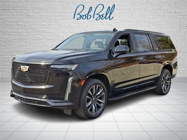 used 2022 Cadillac Escalade ESV car, priced at $74,999