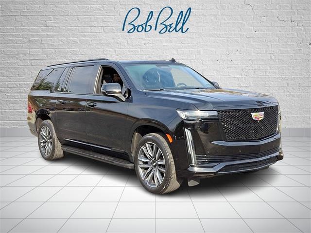 used 2022 Cadillac Escalade ESV car, priced at $75,564