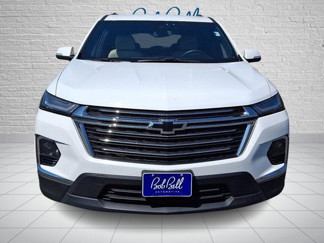 used 2022 Chevrolet Traverse car, priced at $28,459