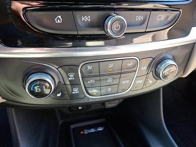 used 2022 Chevrolet Traverse car, priced at $28,459