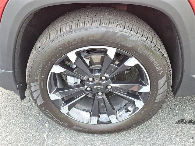 used 2025 Chevrolet Equinox car, priced at $30,546