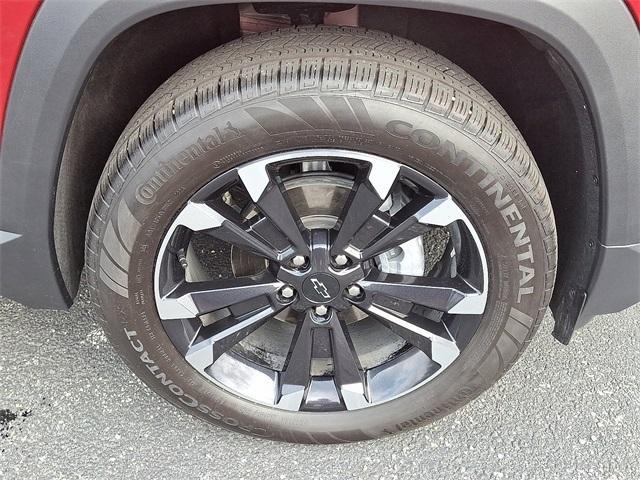 used 2025 Chevrolet Equinox car, priced at $30,546