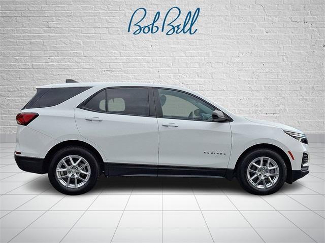 used 2022 Chevrolet Equinox car, priced at $19,999