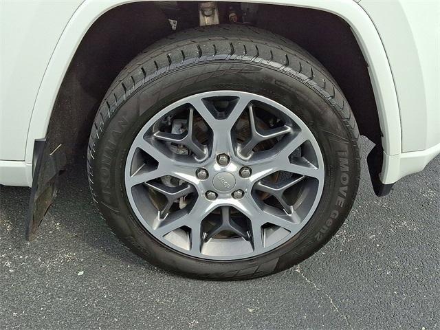 used 2020 Jeep Grand Cherokee car, priced at $24,231