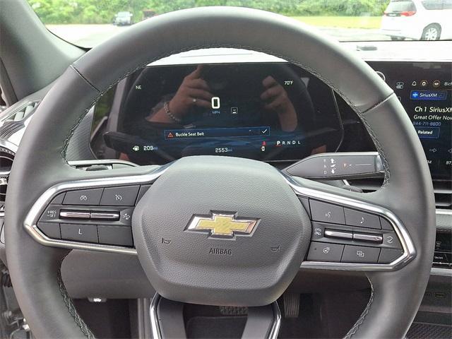 used 2025 Chevrolet Equinox car, priced at $28,499