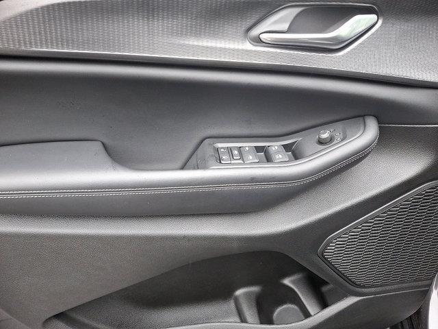 used 2024 Jeep Grand Cherokee car, priced at $33,951