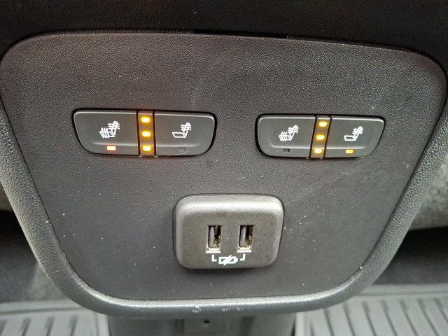 used 2020 Chevrolet Equinox car, priced at $19,256