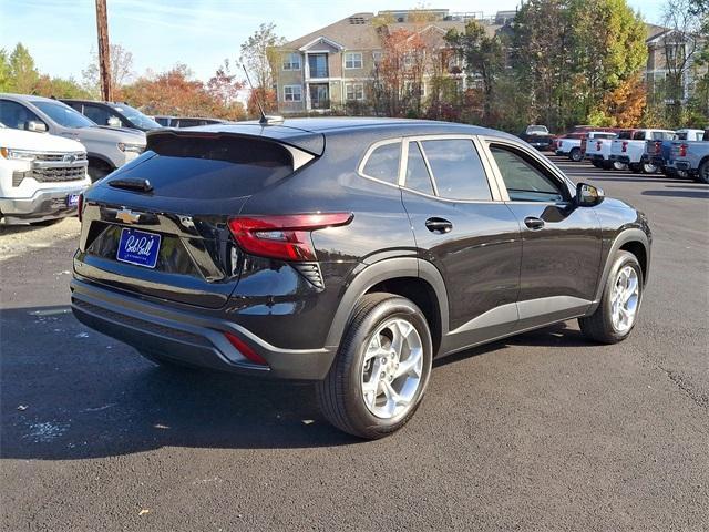 used 2024 Chevrolet Trax car, priced at $21,240