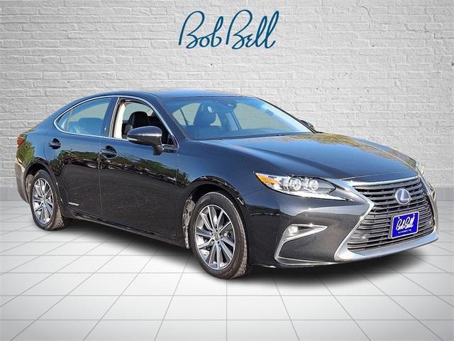 used 2017 Lexus ES 300h car, priced at $20,299