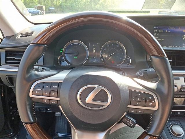 used 2017 Lexus ES 300h car, priced at $20,299