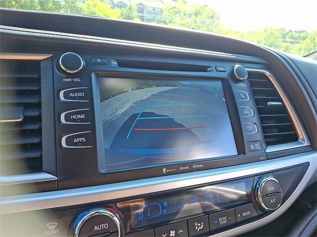 used 2018 Toyota Highlander car, priced at $25,696