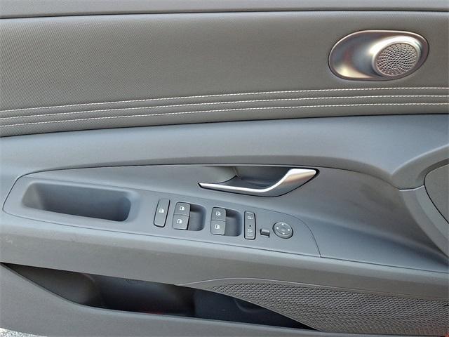 used 2021 Hyundai Elantra car, priced at $18,126