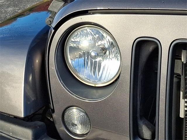 used 2016 Jeep Wrangler Unlimited car, priced at $16,626