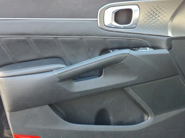 used 2022 Kia Sorento car, priced at $25,220