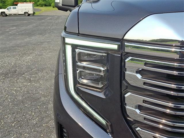 used 2022 GMC Sierra 1500 car, priced at $54,108