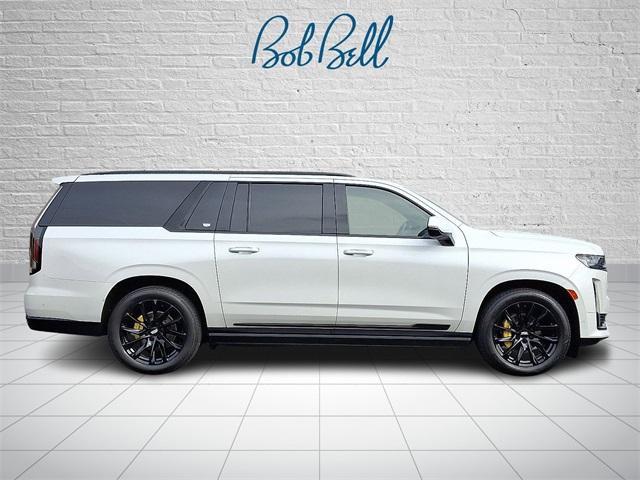 used 2022 Cadillac Escalade ESV car, priced at $69,808