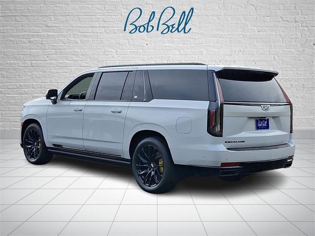 used 2022 Cadillac Escalade ESV car, priced at $69,808