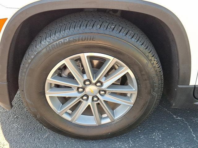used 2023 Chevrolet Traverse car, priced at $32,322