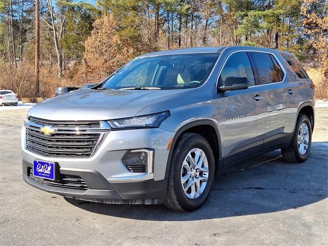 used 2023 Chevrolet Traverse car, priced at $28,483