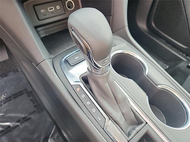 used 2022 Chevrolet Equinox car, priced at $20,999