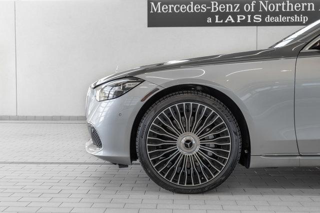 new 2024 Mercedes-Benz Maybach S 580 car, priced at $225,550