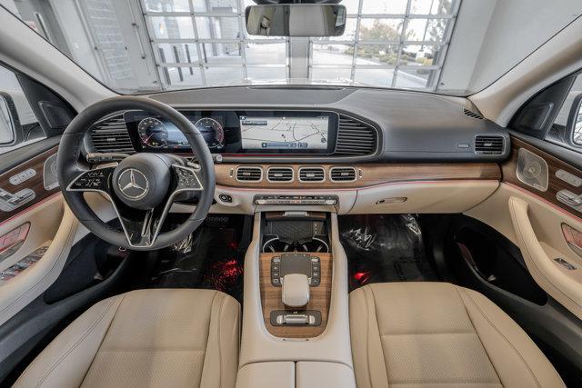 new 2025 Mercedes-Benz GLS 450 car, priced at $90,980