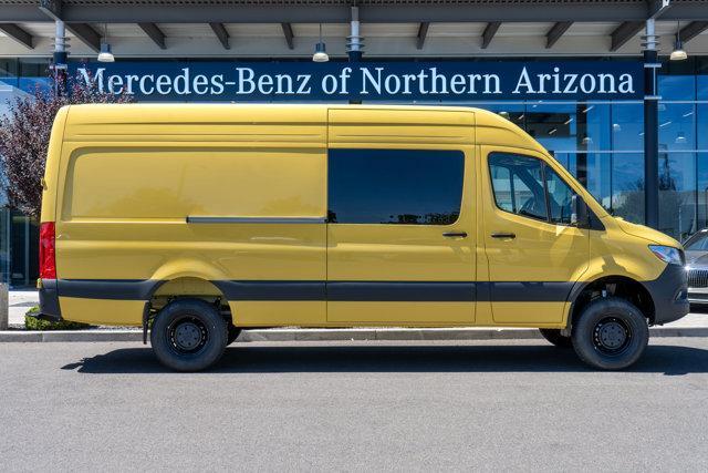 new 2024 Mercedes-Benz Sprinter 2500 car