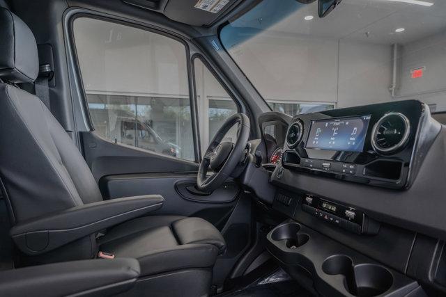 new 2025 Mercedes-Benz Sprinter 2500 car, priced at $76,439