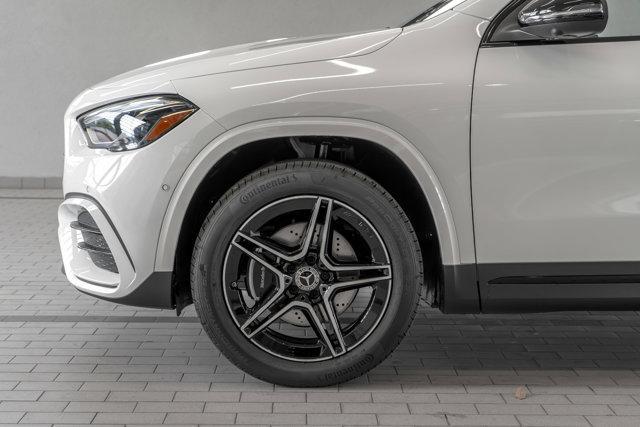 new 2025 Mercedes-Benz GLA 250 car, priced at $56,900