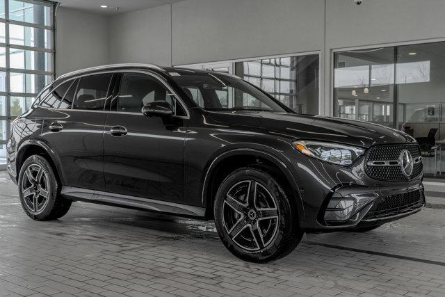 new 2025 Mercedes-Benz GLC 300 car, priced at $60,585