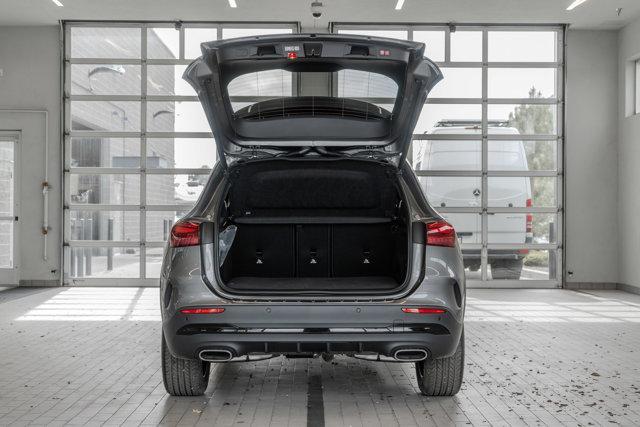 new 2025 Mercedes-Benz GLA 250 car