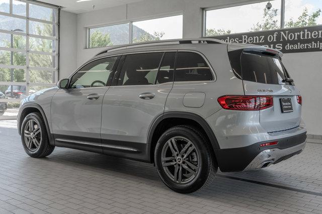 new 2025 Mercedes-Benz GLB 250 car, priced at $52,290